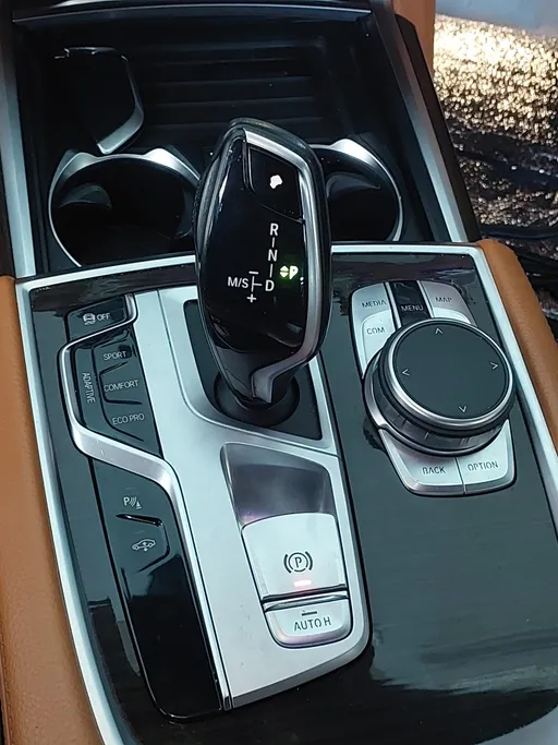 2022 BMW 7 Series 730Li 
