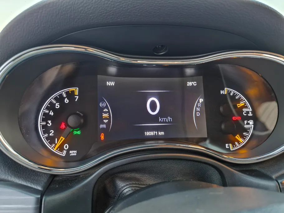 جيب جراند شيروكي ليمتد اس 2019 