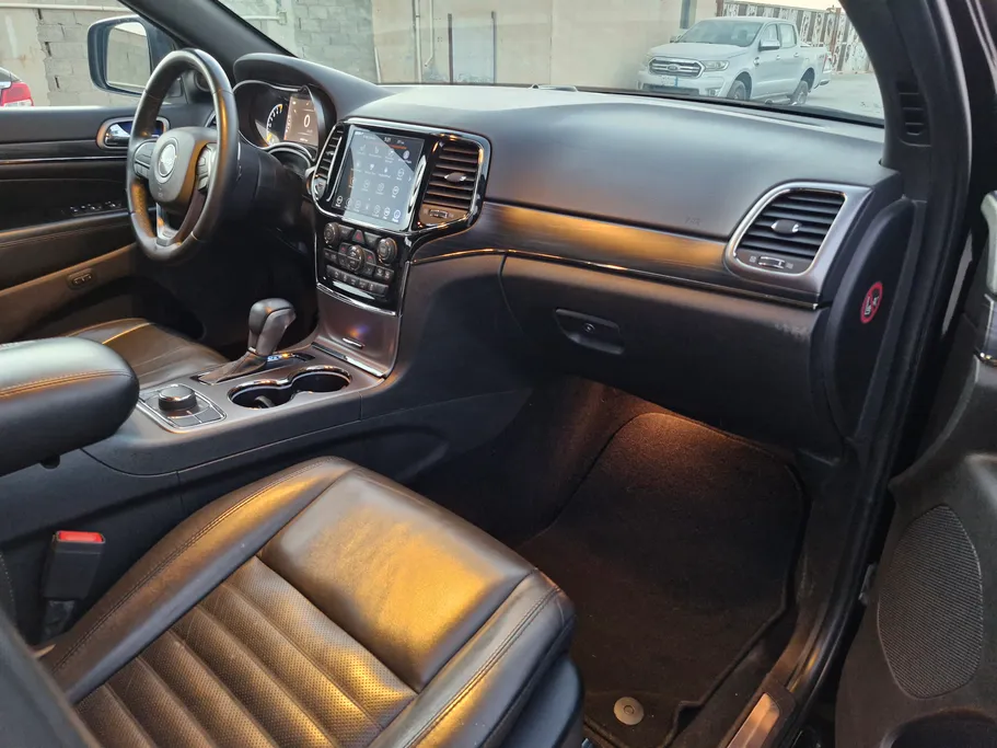 جيب جراند شيروكي ليمتد اس 2019 