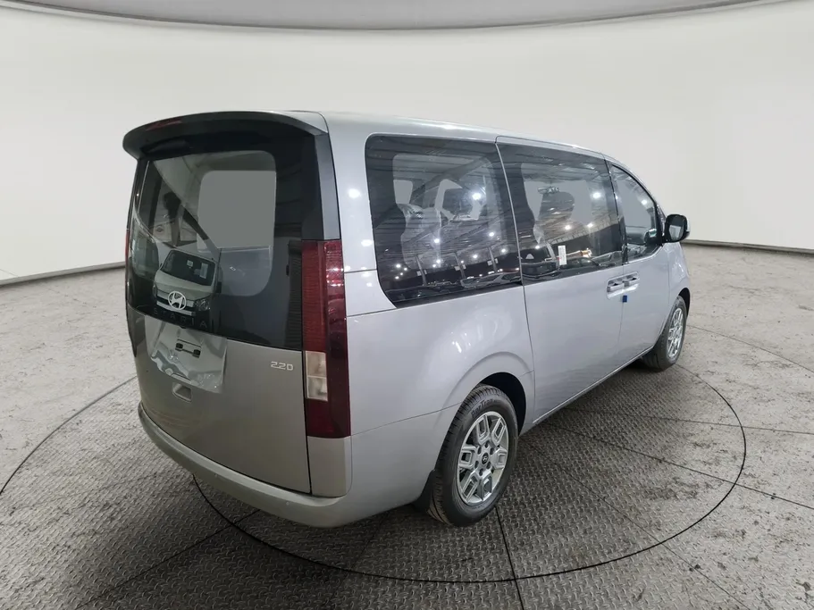 2025 Hyundai Staria Smart 9 ST 