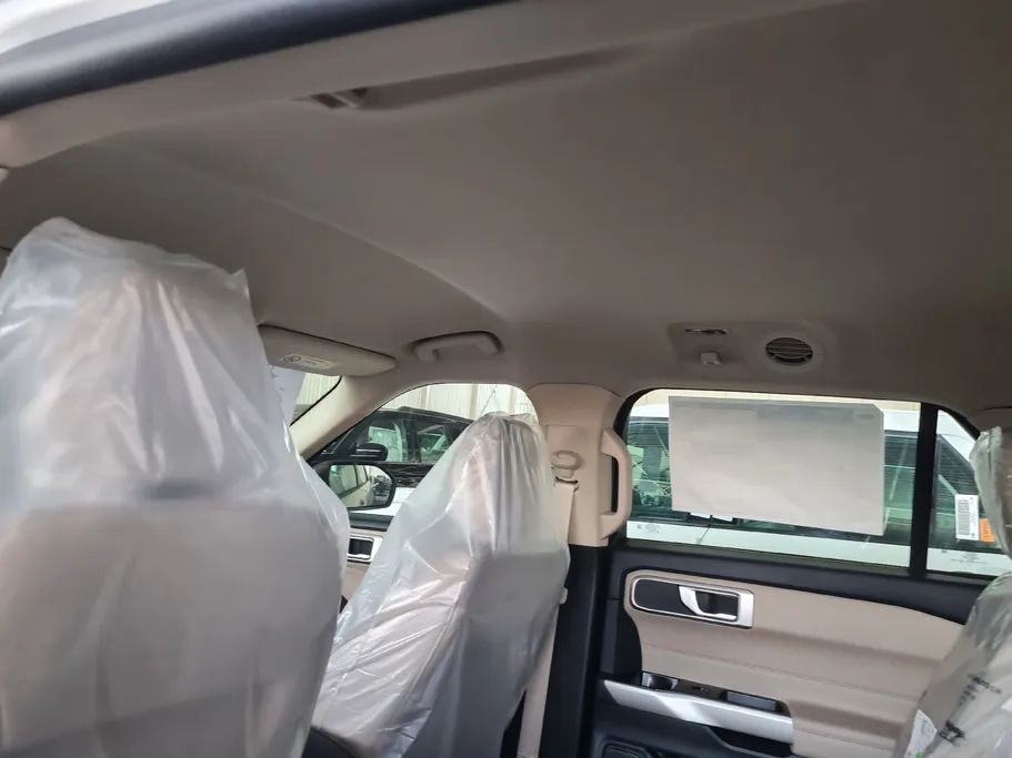 2023 Ford Explorer XLT 200A 