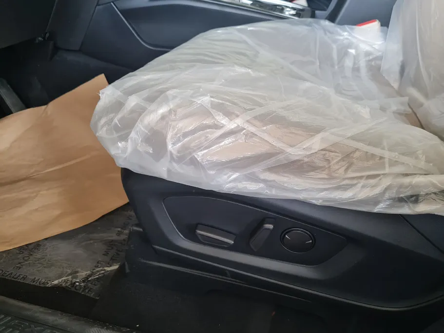 2023 Ford Explorer XLT 200A 