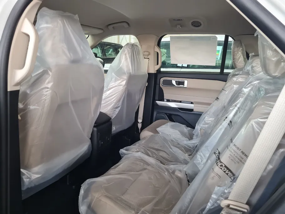 2023 Ford Explorer XLT 200A 