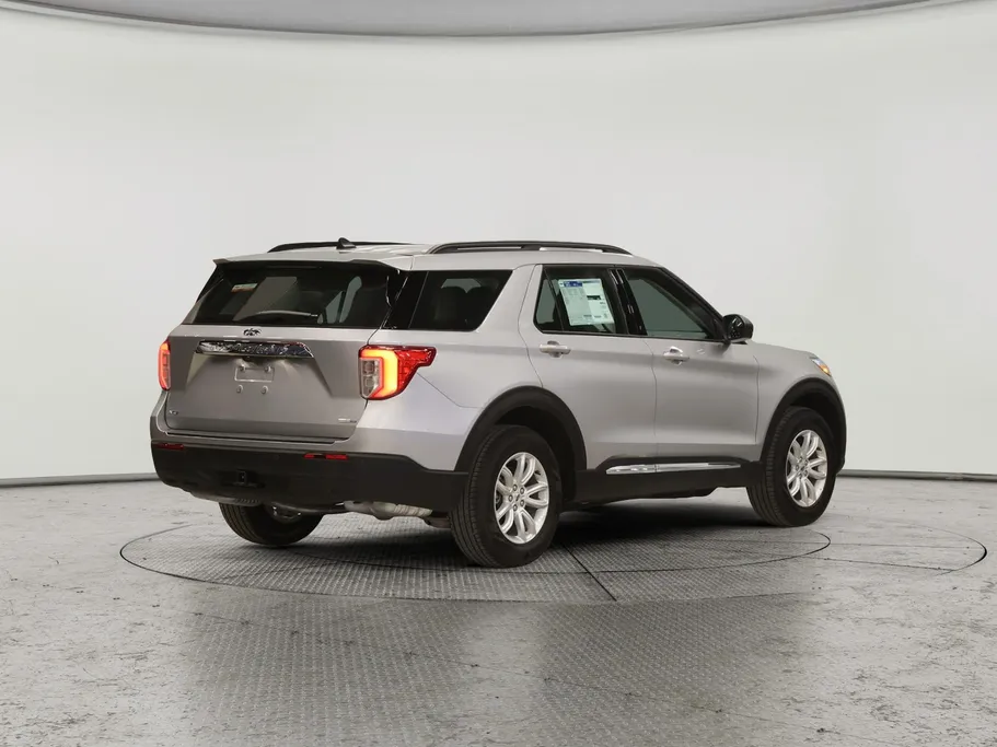 2023 Ford Explorer XLT 200A 