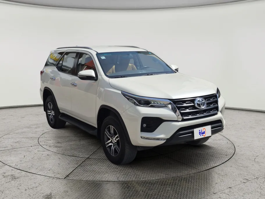 2022 Toyota Fortuner VX