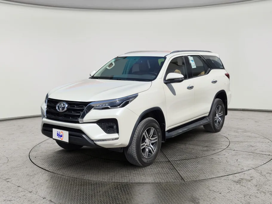 2022 Toyota Fortuner VX