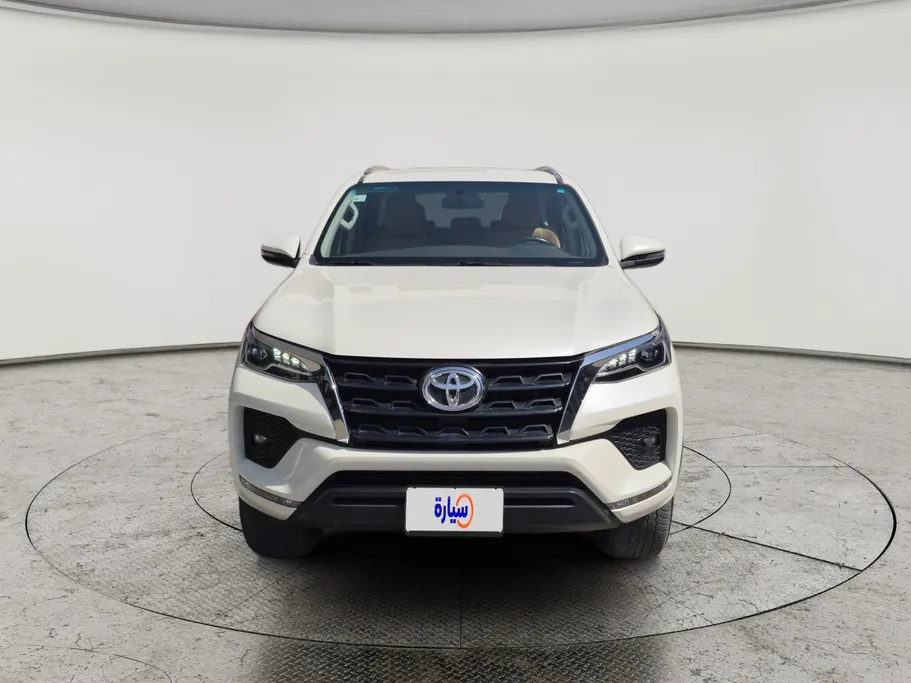 2022 Toyota Fortuner VX