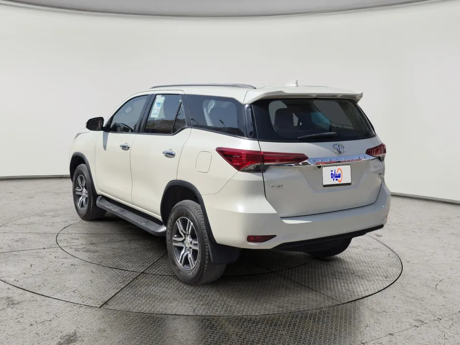 2022 Toyota Fortuner VX