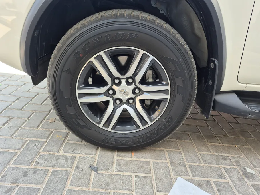 2022 Toyota Fortuner VX