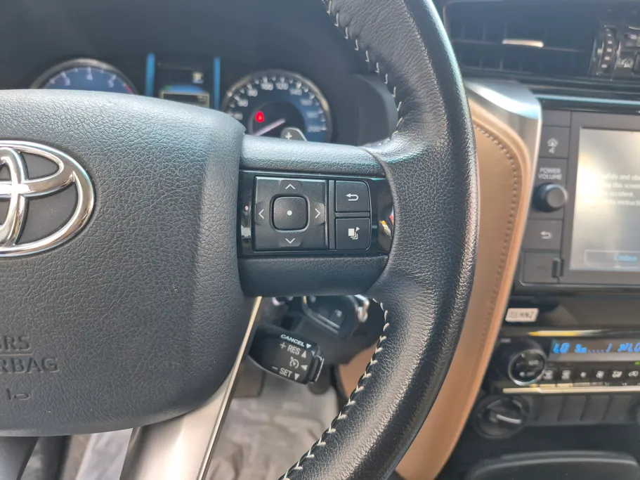 2022 Toyota Fortuner VX