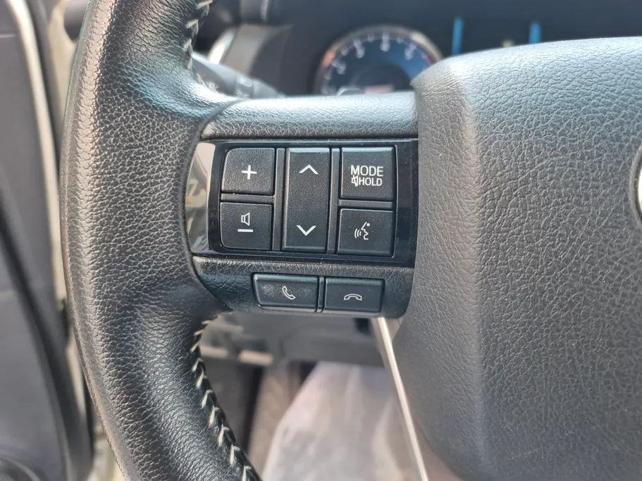 2022 Toyota Fortuner VX