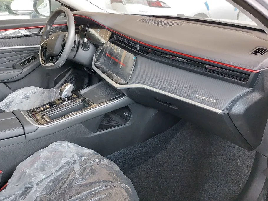 2024 Dongfeng  A60 MAX E1 