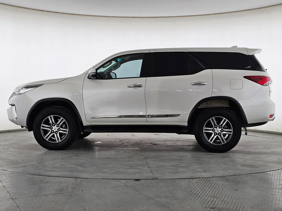 تويوتا فورتشنر GX 2019 