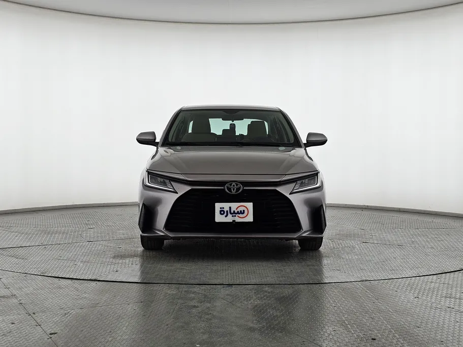 2023 Toyota Yaris  Y 