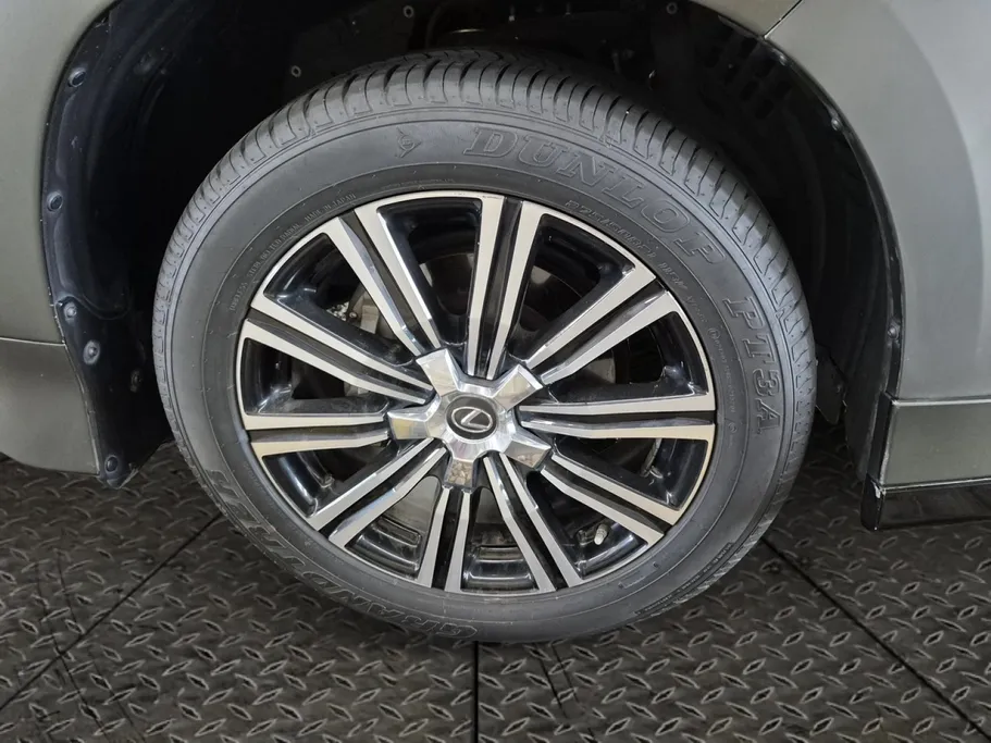 2021 Lexus LX 570 S Sport 