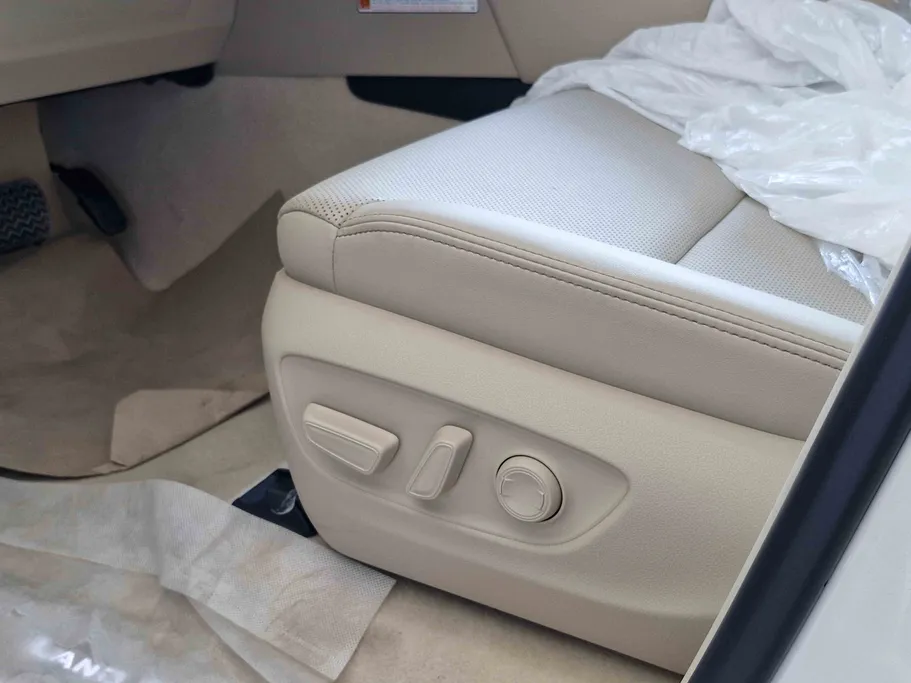2024 Toyota Land Cruiser GXR4 DSL 