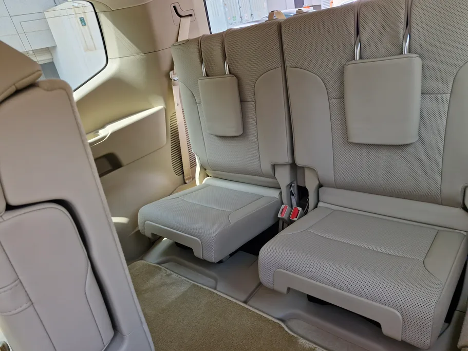 2023 Toyota Land Cruiser VX 