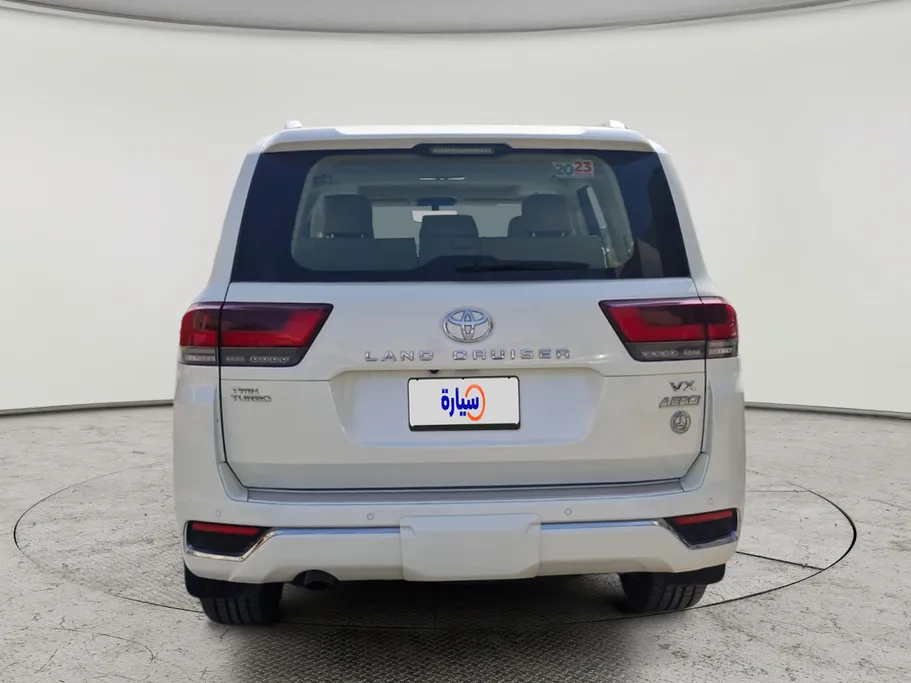 2023 Toyota Land Cruiser VX 