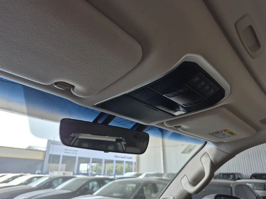 2023 Toyota Land Cruiser VX 