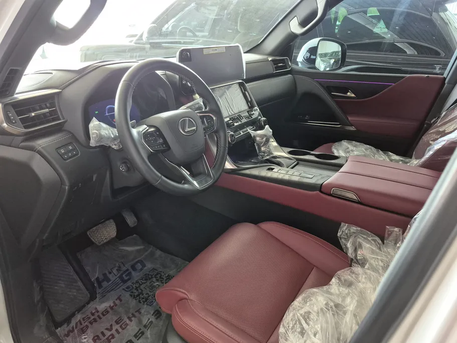 لكزس LX 600 2024 
