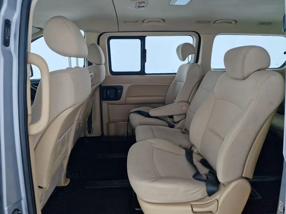 2020 Hyundai H1 passenger 