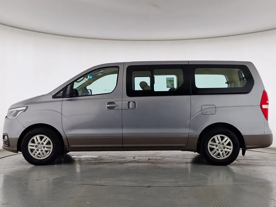 2020 Hyundai H1 passenger 