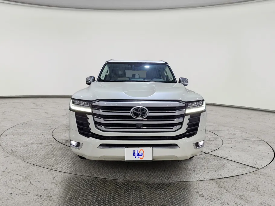 تويوتا لاندكروزر VX 2023 