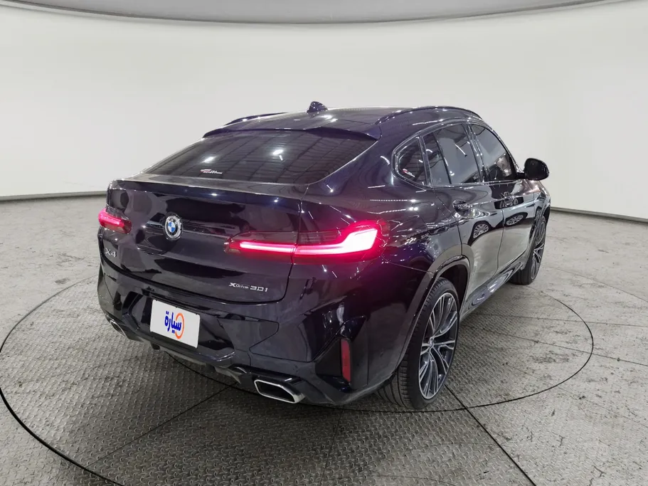 2022 BMW X Series 4 xDrive 30i 