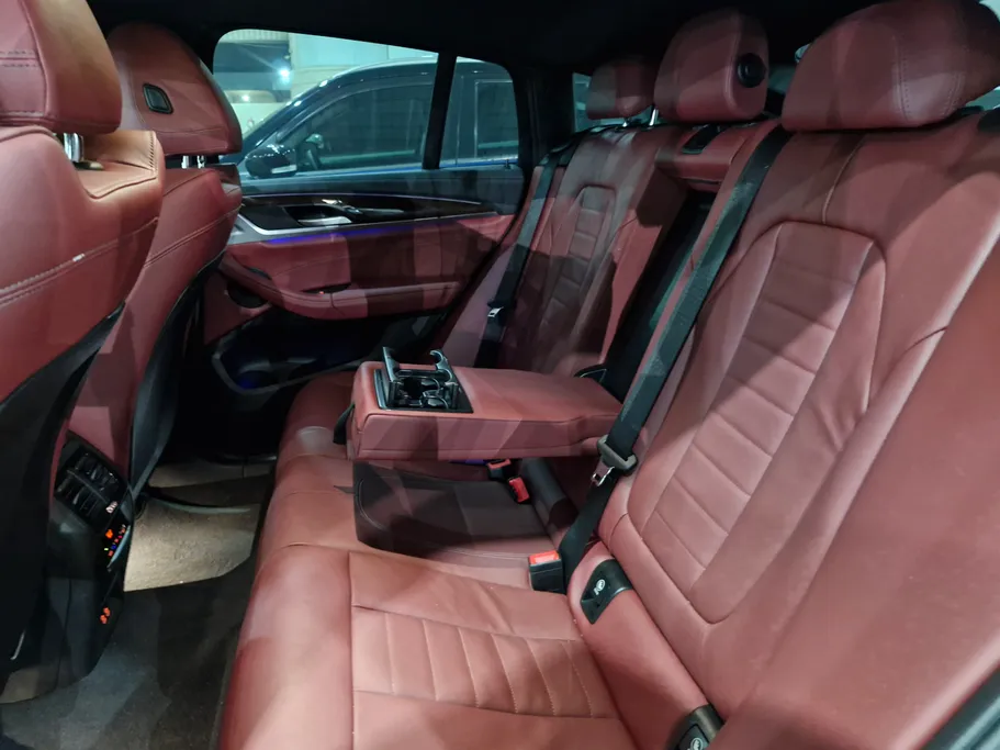 2022 BMW X Series 4 xDrive 30i 