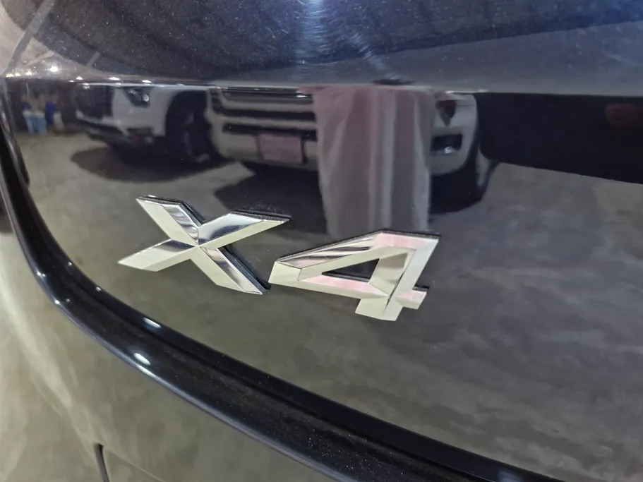 2022 BMW X Series 4 xDrive 30i 