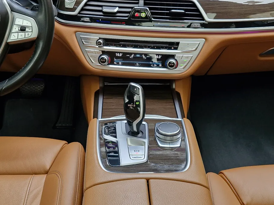 2022 BMW 7 Series 730Li 