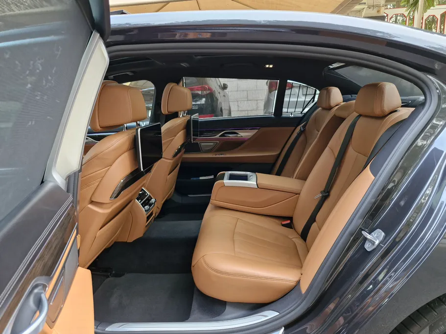 2022 BMW 7 Series 730Li 