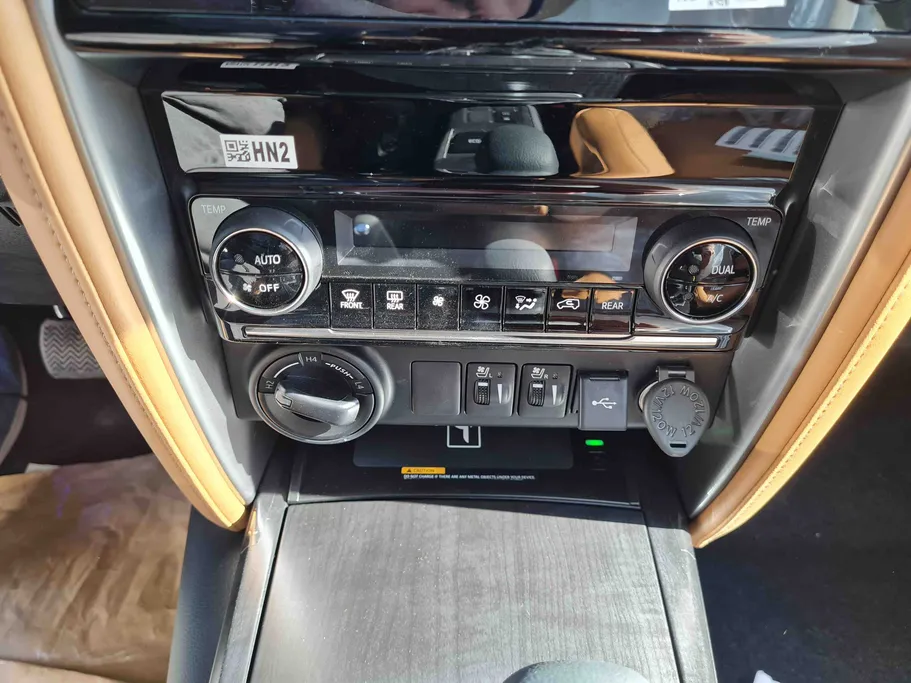 2025 Toyota Fortuner VX3 