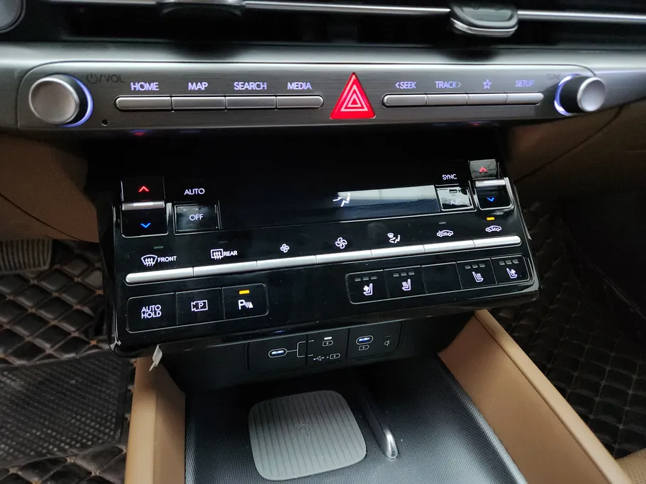 2024 Hyundai Azera PREMIUM 