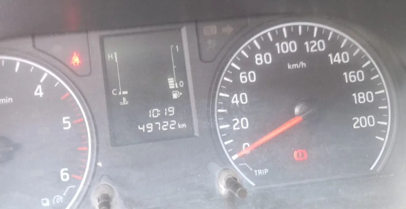 نيسان باص اورفان NV350 2022 