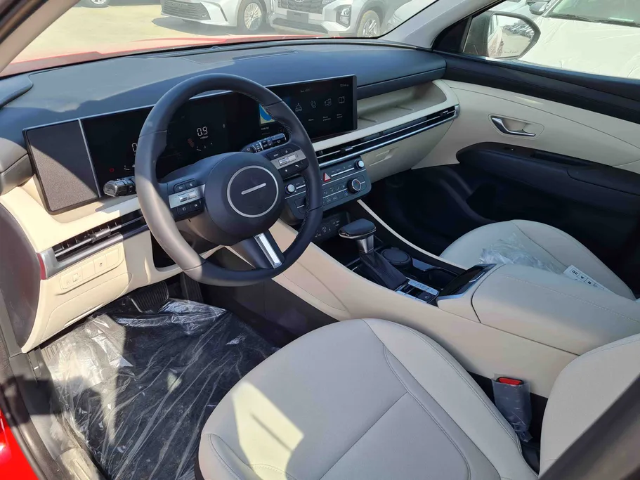 2025 Hyundai Tucson SMART (Two Tone) 