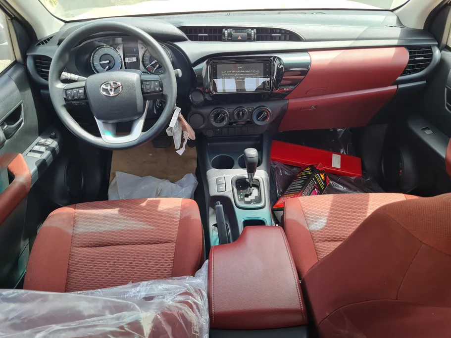 2025 Toyota Hilux GLS 