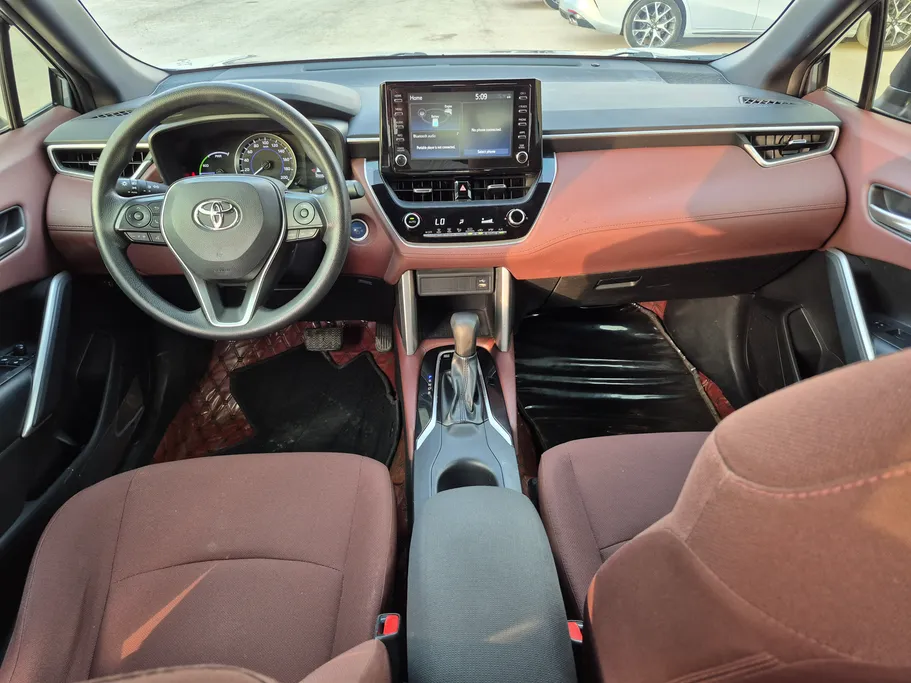 2023 Toyota Corolla Cross LE HEV 