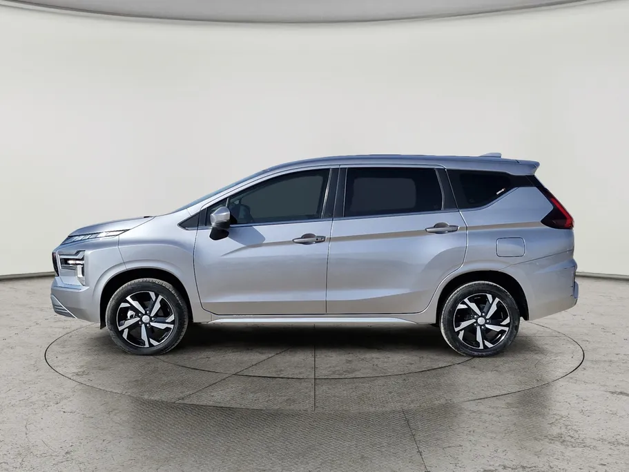 2024 Mitsubishi XPANDER HL 