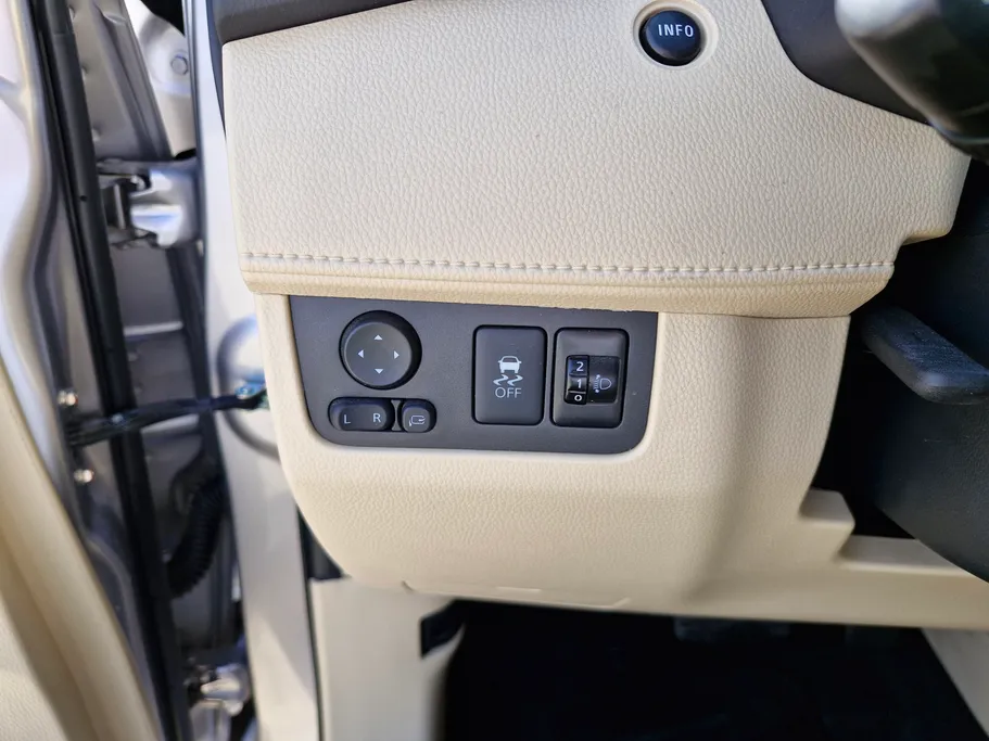 2024 Mitsubishi XPANDER HL 