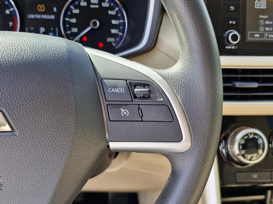 2024 Mitsubishi XPANDER HL 