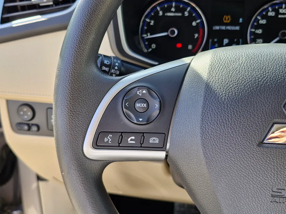 2024 Mitsubishi XPANDER HL 