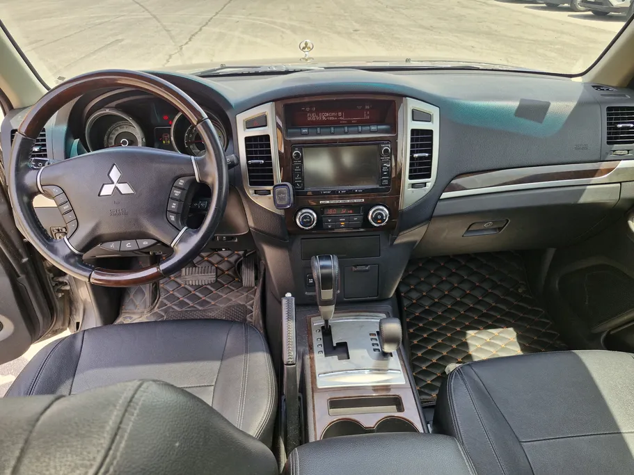 2022 Mitsubishi Pajero GLS 3Doors 