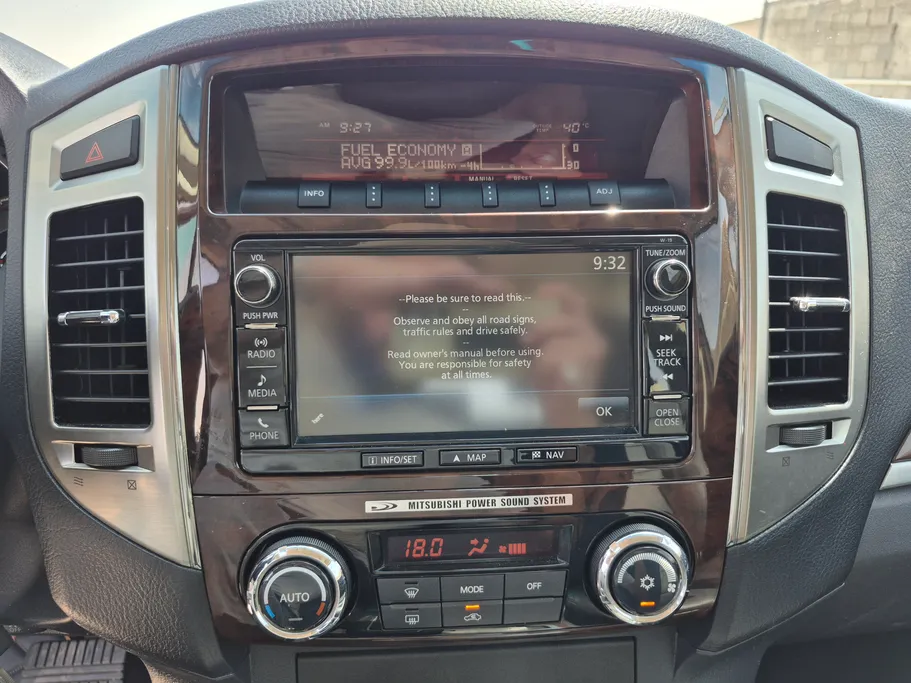 2022 Mitsubishi Pajero GLS 3Doors 