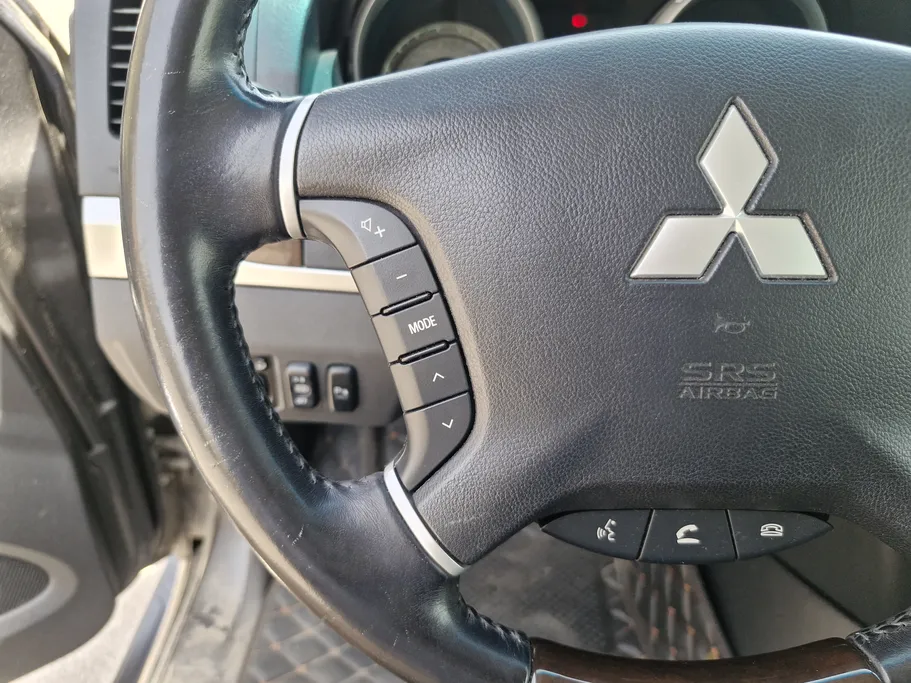 2022 Mitsubishi Pajero GLS 3Doors 