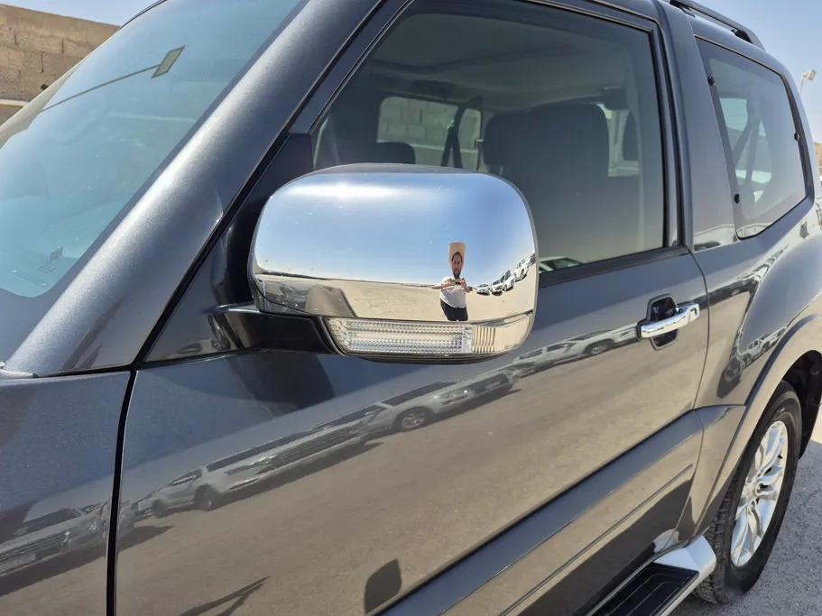 2022 Mitsubishi Pajero GLS 3Doors 