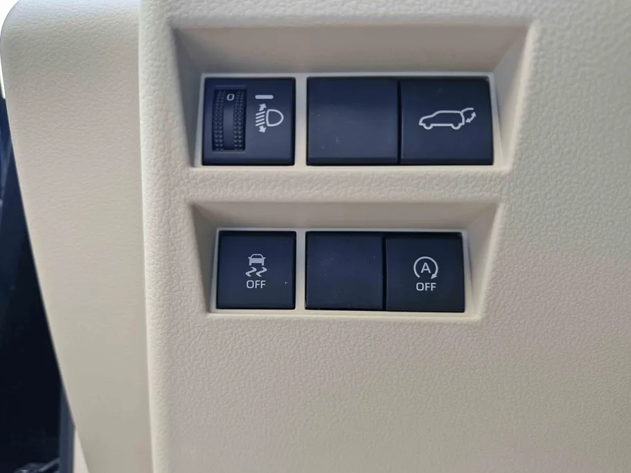 تويوتا لاندكروزر GXR3 2024 