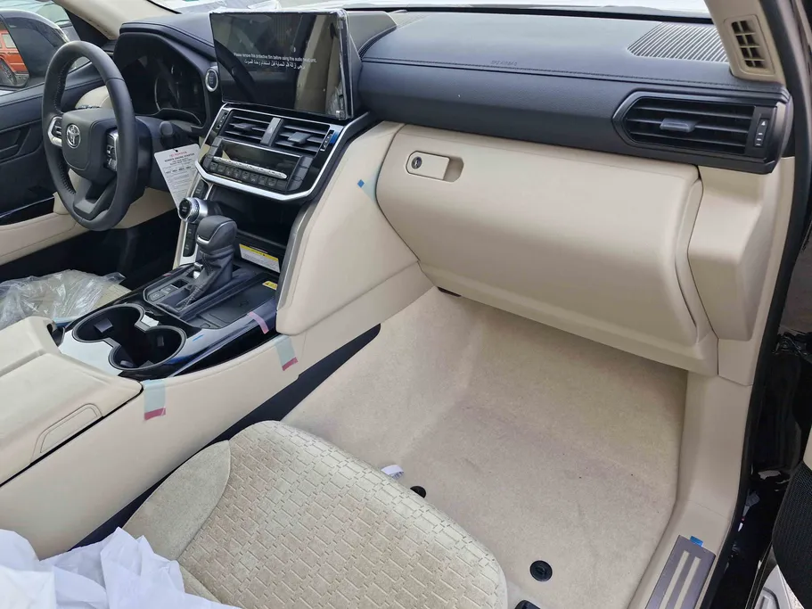 تويوتا لاندكروزر GXR3 2024 