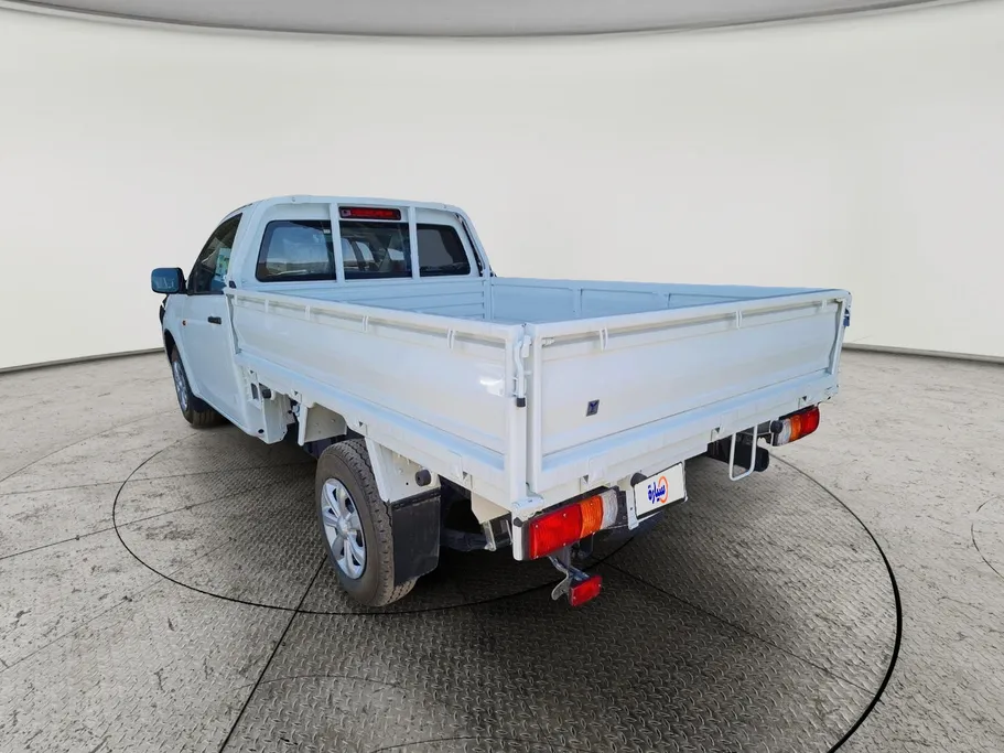 2025 Isuzu D-max Regular Cab أجناب 