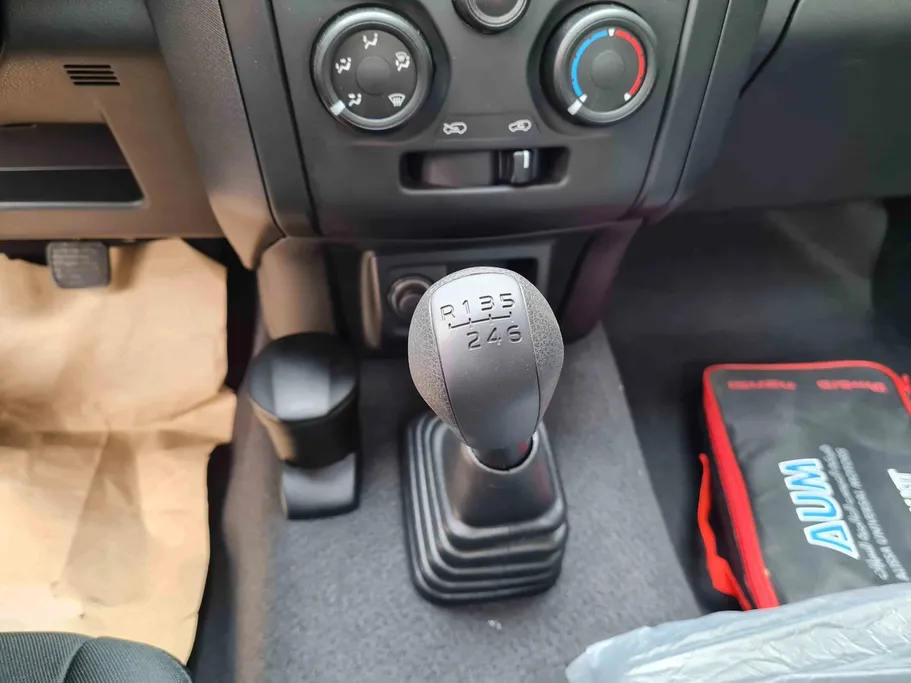 2025 Isuzu D-max Regular Cab أجناب 
